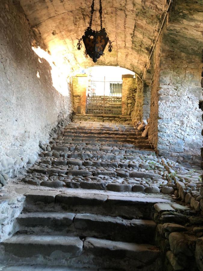 Castello Del Poderetto Acomodação com café da manhã Licciana Nardi Exterior foto