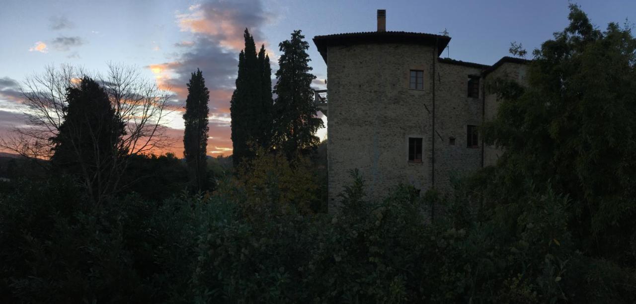 Castello Del Poderetto Acomodação com café da manhã Licciana Nardi Exterior foto